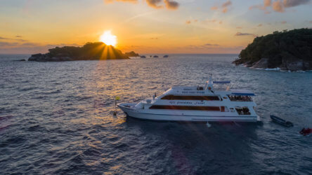 Similan Island Liveaboard MV Sawasdee Fasai