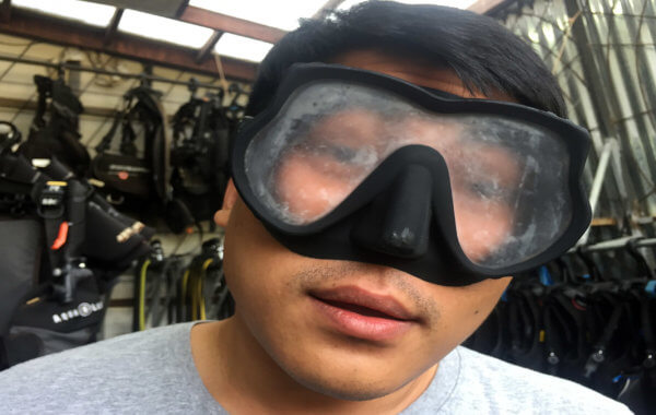 prevent your scuba diving mask from fogging in phuket