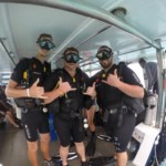 excited padi discover scuba diving students
